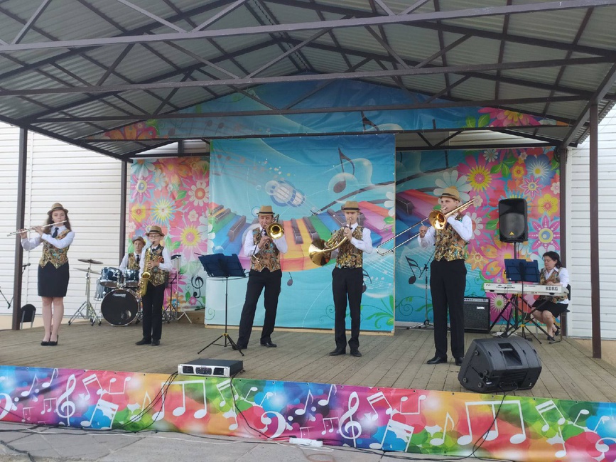 "Джаз для влюблённых" - концертная программа ко Дню семьи, любви и верности