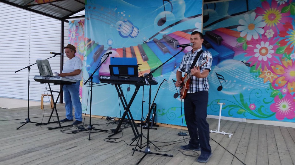 «ДаЁшь молодЁжь» - вечер живой музыки с участием кавер-группы "Флюгер" с.Фощеватово