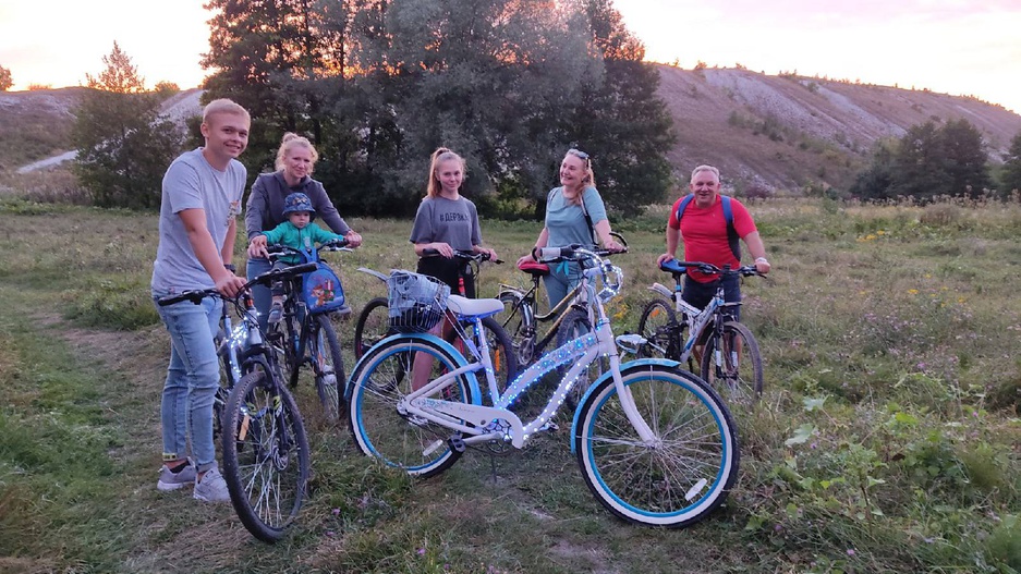"В поисках живой воды" - музыкально-световое шоу участников Клуба «Веломания» и любителей велоезды
